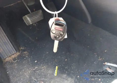 2011 Honda Accord 2.4 Ex from USA, damaged, VIN 1HGCP2F70BA056978